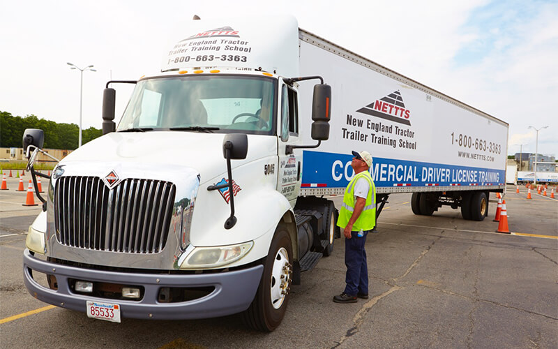 ¿Cuánto cuesta la licencia CDL en Texas?